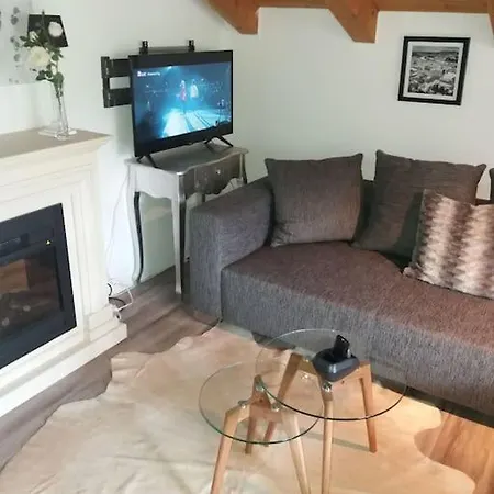 Apartment In Den Bayerischen Alpen, Fuer Naturliebhaber Schneizlreuth