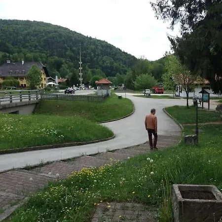Apartment In Den Bayerischen Alpen, Fuer Naturliebhaber Schneizlreuth